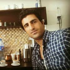 محسن لرستانی بی کس